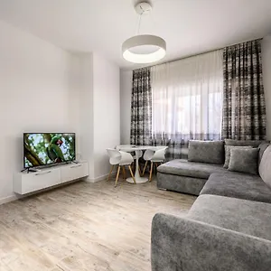 Appartamento Miku Apartment-city Walk 1bd Stylish, Tirana